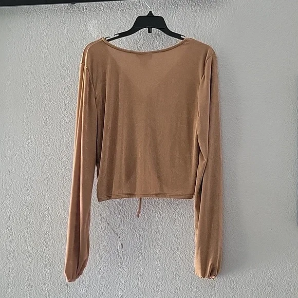 Just Polly NY Shiny tan slinky top ✨️ - Picture 4 of 5